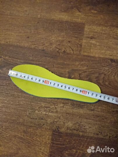 Кроссовки женские