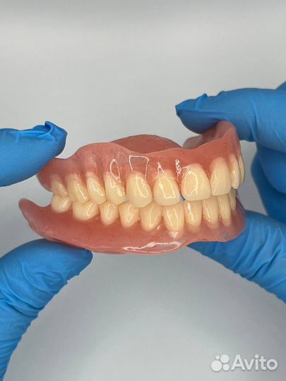 Зубной протез