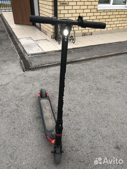 Электросамокат почти новый