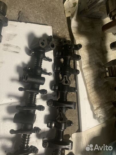 Распредвал Isuzu Forward 6HH1 / 6HE1