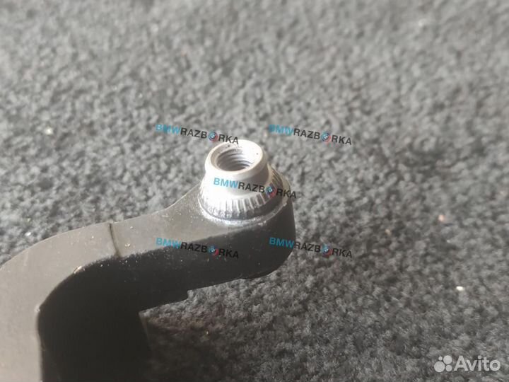 Петля двери задней правой BMW i3 I01 рест. I01