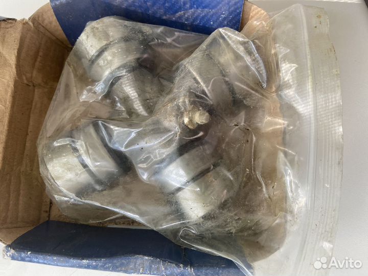 Крестовина карданного вая