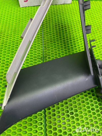 Обшивка стойки на Volkswagen Touran, 5T1, 1tczd