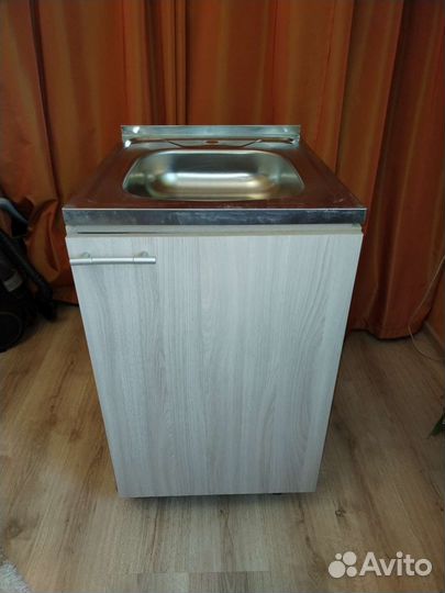 Раковина с тумбой, мойка