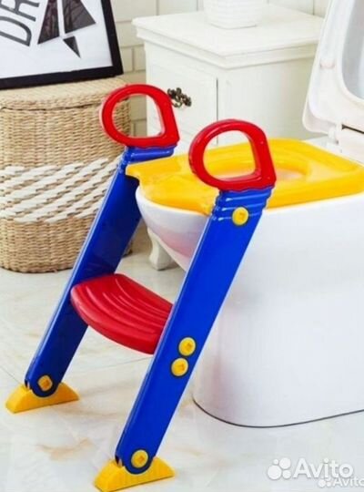 Сиденье на унитаз со ступенькой