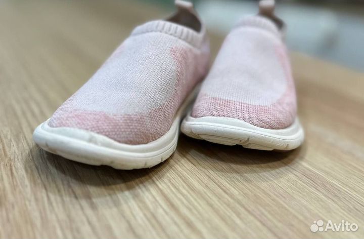 Кроссовки детские zara 24