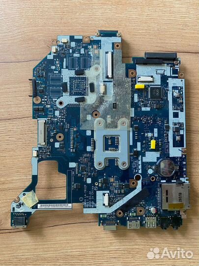 Плата LA-7912P Rev:1.0/i3-2328m