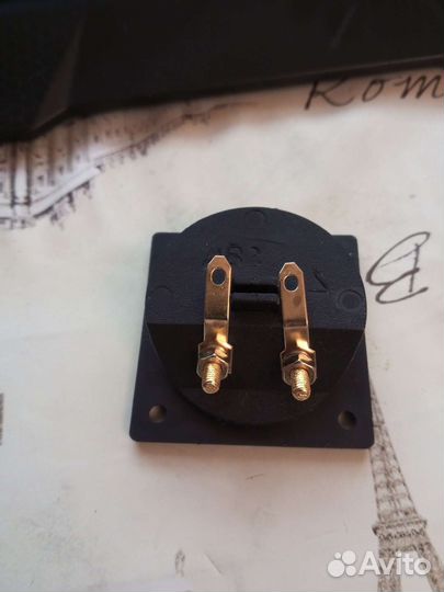 Сабвуферный терминал