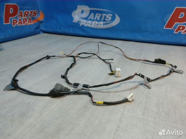 Проводка багажника Hyundai Sonata 4 EF 2.0 G4JP