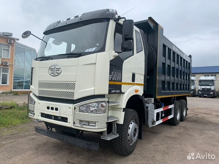 FAW J6 CA3250P66K24T1E5, 2023