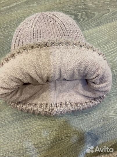 Женская шапка со снудом