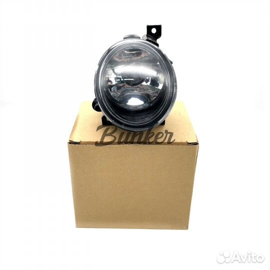 Противотуманная фара правая Volkswagen Jetta 5