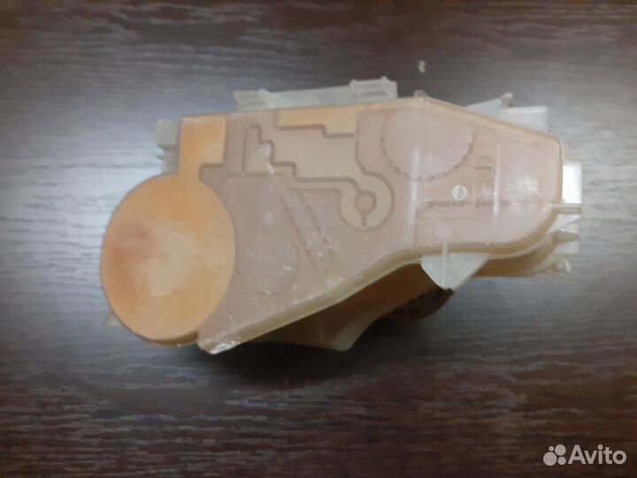 Бачок для соли от посудомоечной машины Bosch