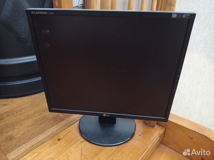 Lg flatron l1952S на запчасти