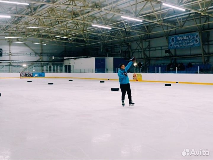 Тренер по хоккею