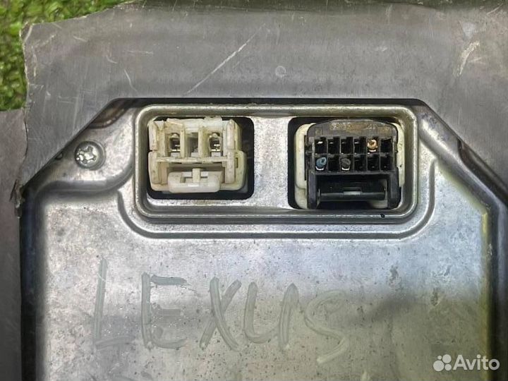 Блок розжига ксенона Lexus Rx450H GYL10 2011