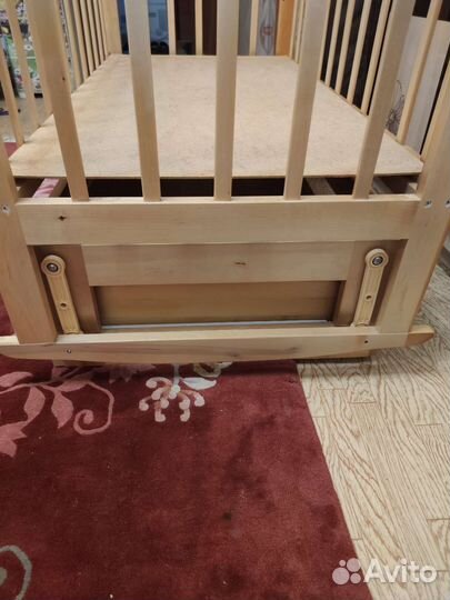Кровать детская с маятником и ящиком