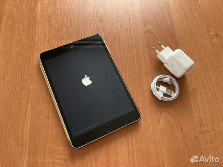 iPad mini 2 retina 32Гб