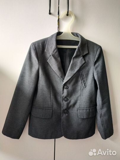 Школьный пиджак на мальчика 128 6-7 лет