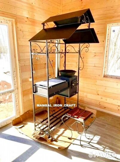 Мангал с крышей