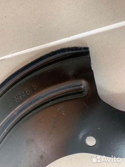 Пыльник Renault Duster 2 (Hjd) 2 1.3 TCE (H5H) 460