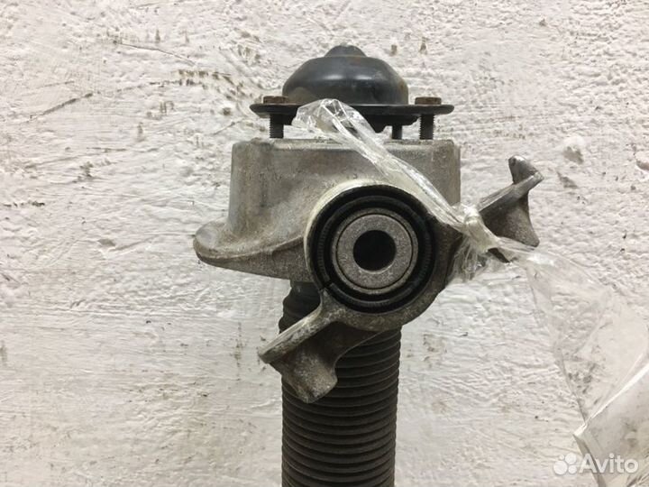 Амортизатор задний левый Volkswagen Touareg 2 NF