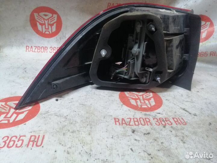 Фонарь задний правый Volkswagen Golf 6 универсал