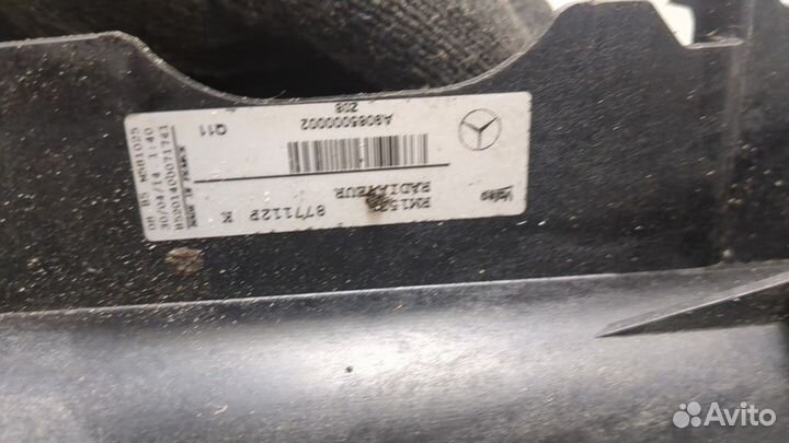 Радиатор охлаждения двигателя Mercedes Sprinter, 2014