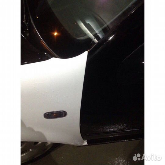 Крыло стеклопластиковое Volkswagen Golf 4