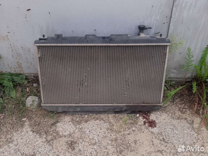 Радиатор охлаждения toyota rav 4