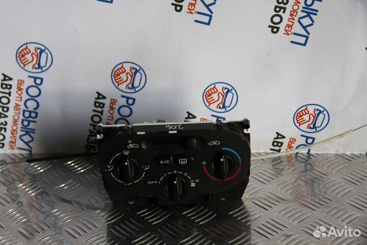 Блок управления отопителем Peugeot 206