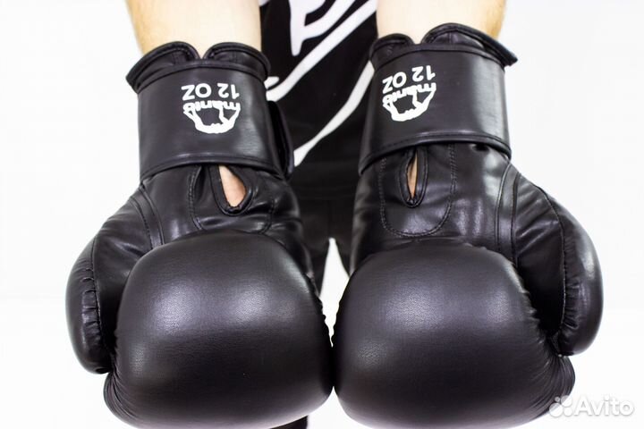 Боксерские перчатки Manto Crafted and Designed