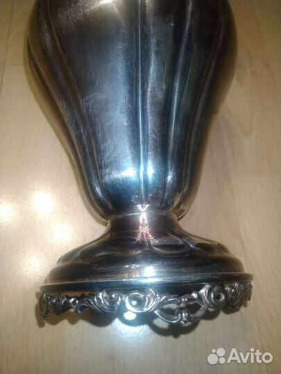 Ваза и рыба