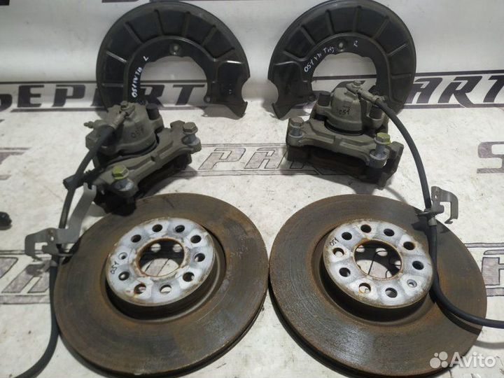 Комплект тормозов передний Volkswagen Tiguan