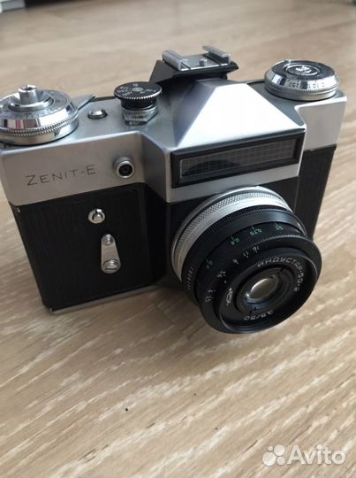 Аренда пленочного фотоаппарата Zenit E