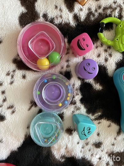 Детские развивающие игрушки для малышей