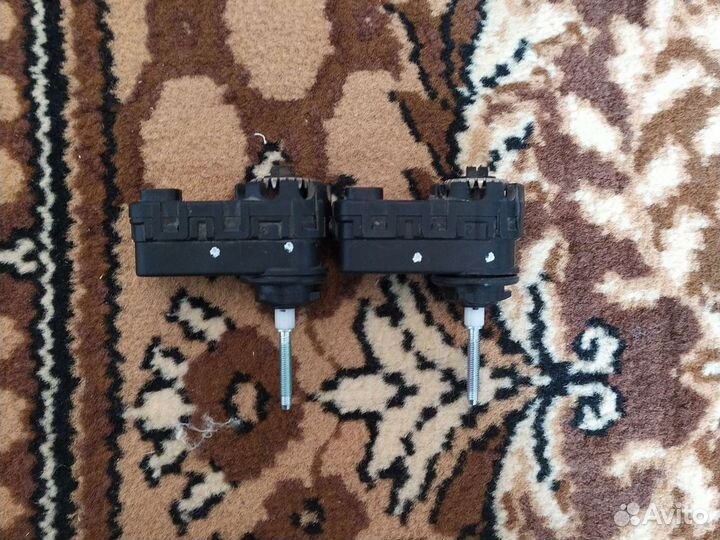 Kia Rio IV Корректор фар