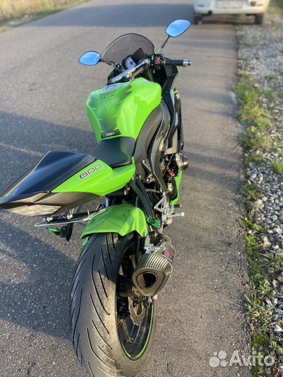 Kawasaki zx6r
