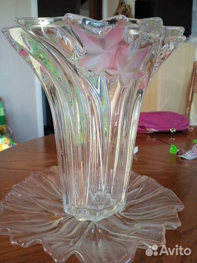 Ваза для цветов хрустальная