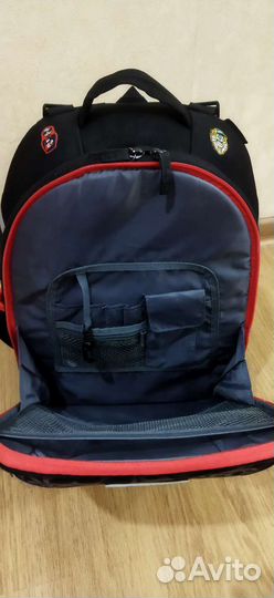 Школьный рюкзак