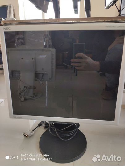 Монитор для компьютера