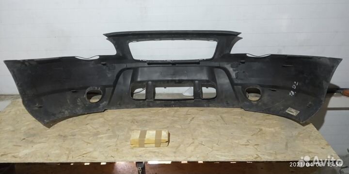 Volvo XC70 v70 передний бампер 00-04