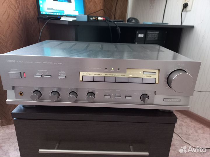 Усилитель Yamaha AX-700D