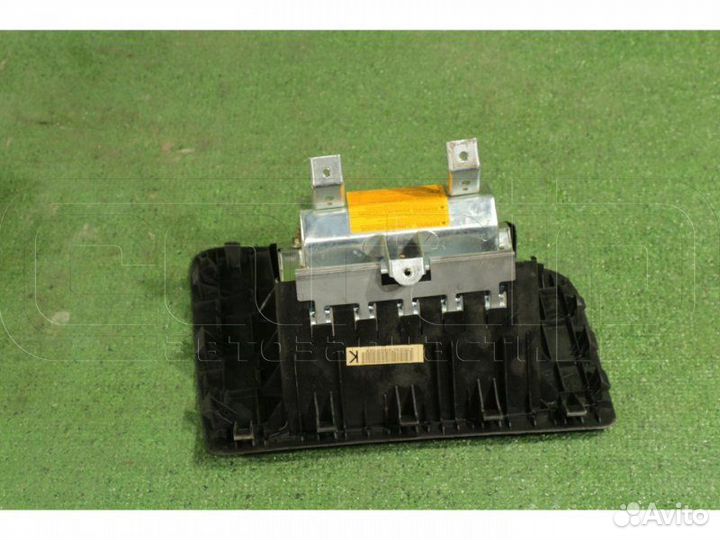 Подушка безопасности пассажира Subaru Forester SG5