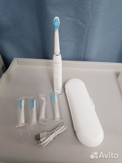 Электрическая зубная щетка seago с футляром
