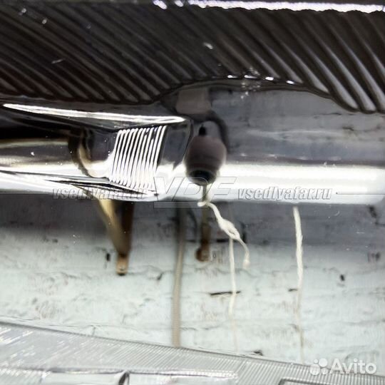 Уцененное стекло для фары Toyota Camry XV40 (2009