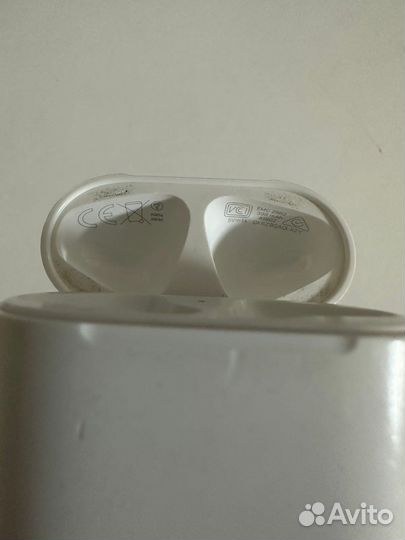 Футляр для наушников AirPods