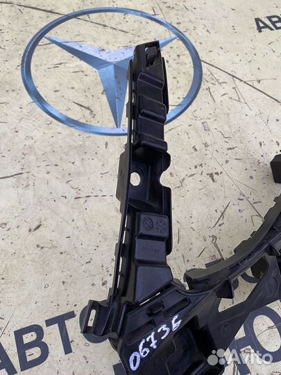 Mercedes W213 E213 AMG Кронштейн бампера заднего R