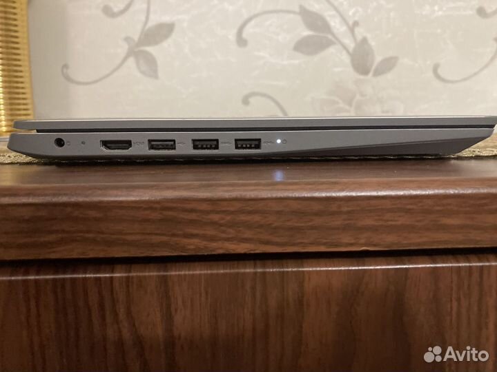 Lenovo IdeaPad 3 14IIL05