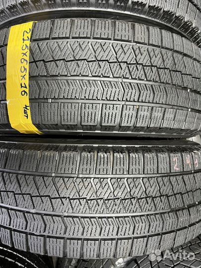 Bridgestone Blizzak VRX2 215/65 R16 98Q